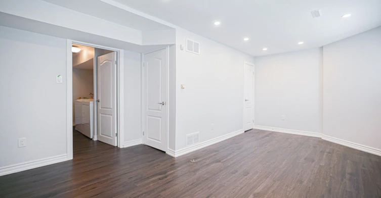 81 Flaming Rose Way, Toronto, ON, M2N 5W8 - 40