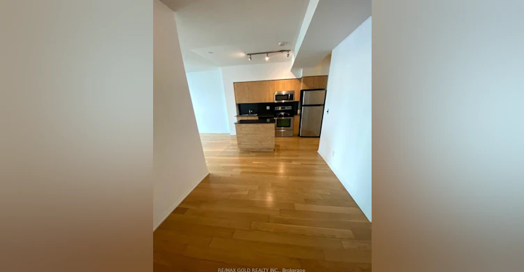 3201-215 Fort York Boulevard, Toronto, ON, M5V 4A2 - 3