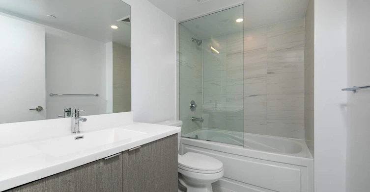 2015-219 Dundas Street E, Toronto, ON, M5A 0V1 - 11