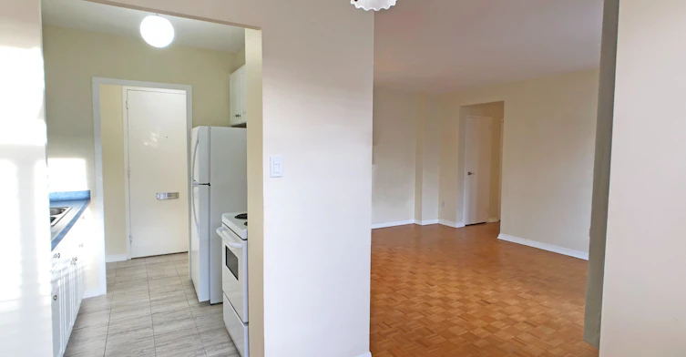 502-335 Lonsdale Road, Toronto, ON, M5P 1R4 - 8