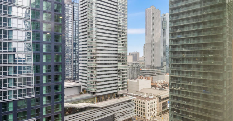1813-35 Mercer Street, Toronto, ON, M5V 1H2 - 12