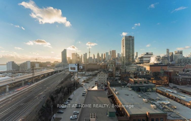 1708-70 Distillery Lane, Toronto, ON, M5A 0E3 - 22