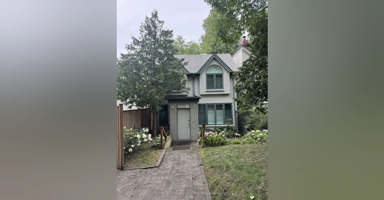 103 Pears Avenue, Toronto, ON, M5R 1S9