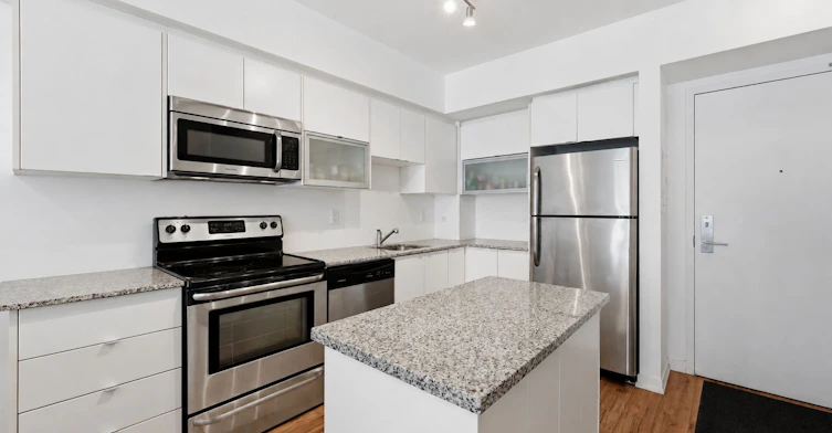 905-59 East Liberty Street, Toronto, ON, M6K 3R1 - 4