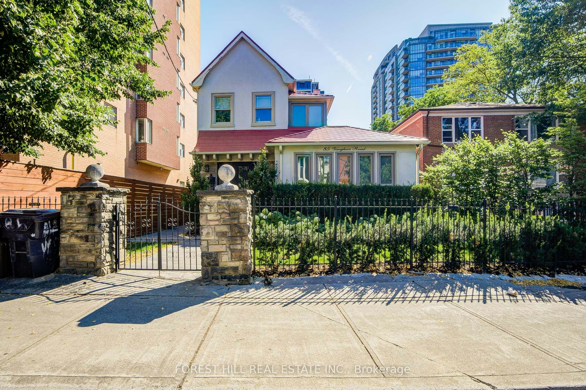 5-85 Vaughan Road, Toronto, ON, M6C 2L9 - 29