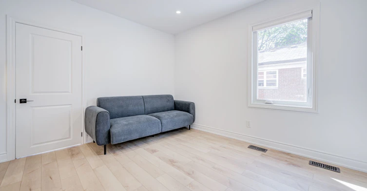 5-85 Vaughan Road, Toronto, ON, M6C 2L9 - 14