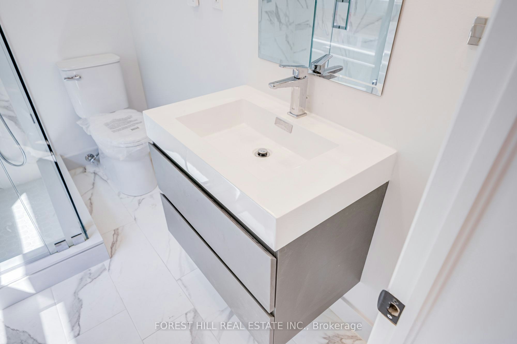 5-85 Vaughan Road, Toronto, ON, M6C 2L9 - 25