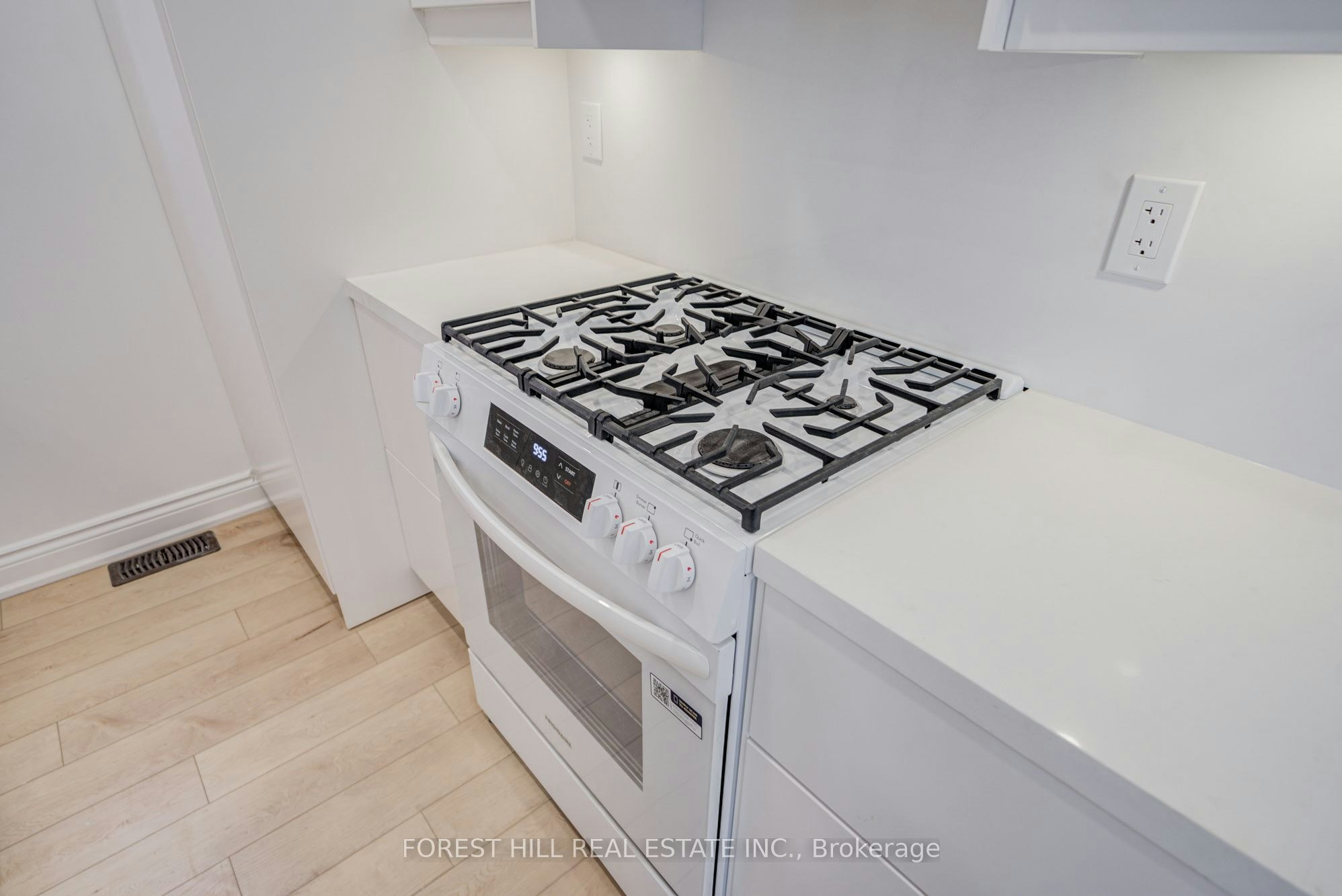 5-85 Vaughan Road, Toronto, ON, M6C 2L9 - 16