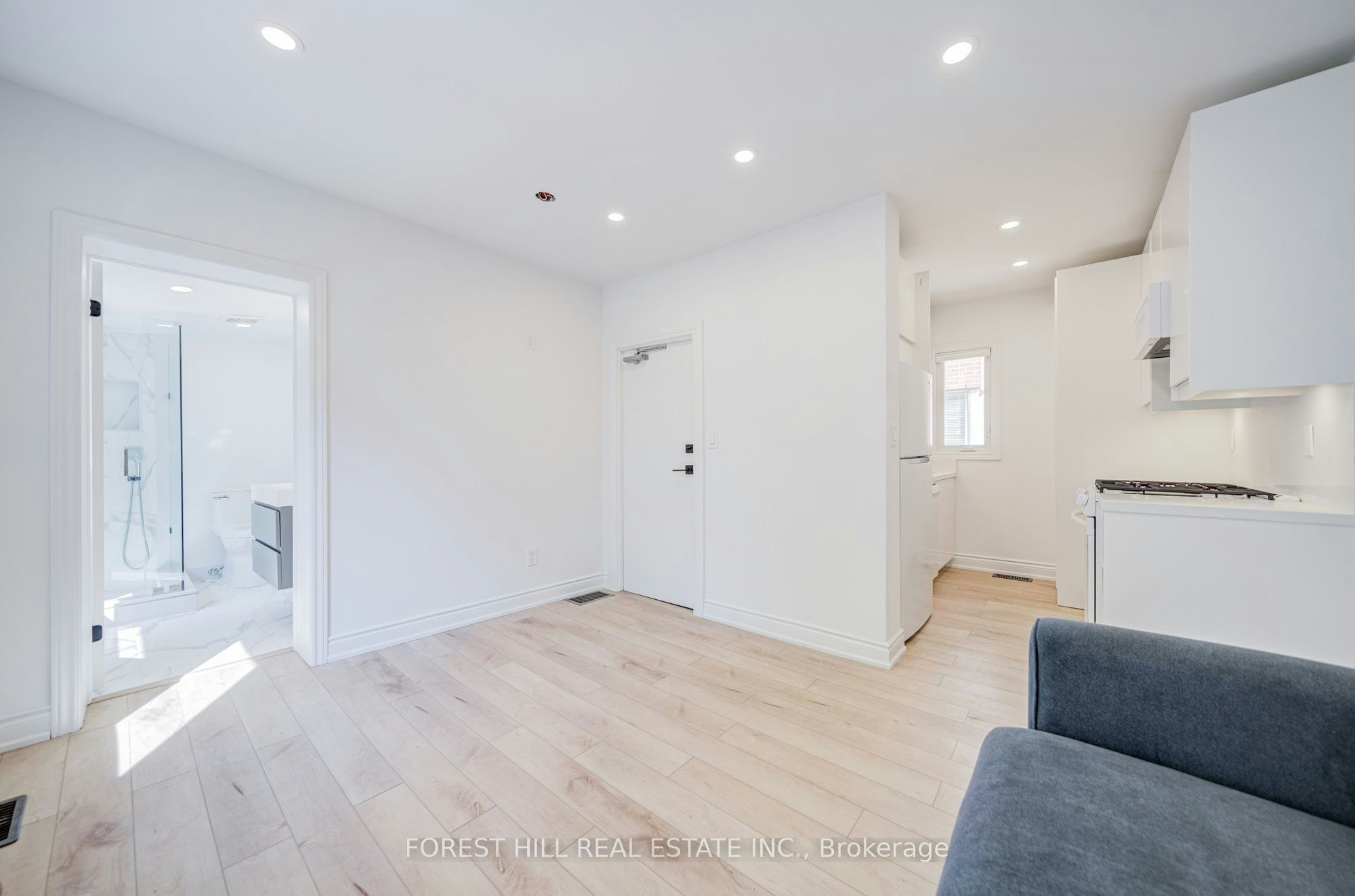 5-85 Vaughan Road, Toronto, ON, M6C 2L9 - 13