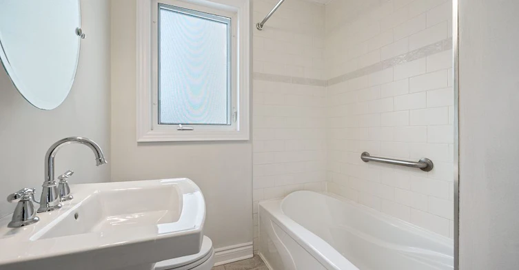 124 Homewood Avenue, Toronto, ON, M2M 1K3 - 19