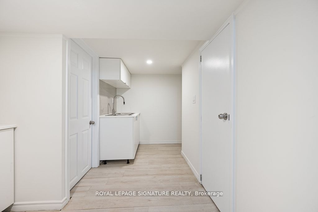 124 Homewood Avenue, Toronto, ON, M2M 1K3 - 30