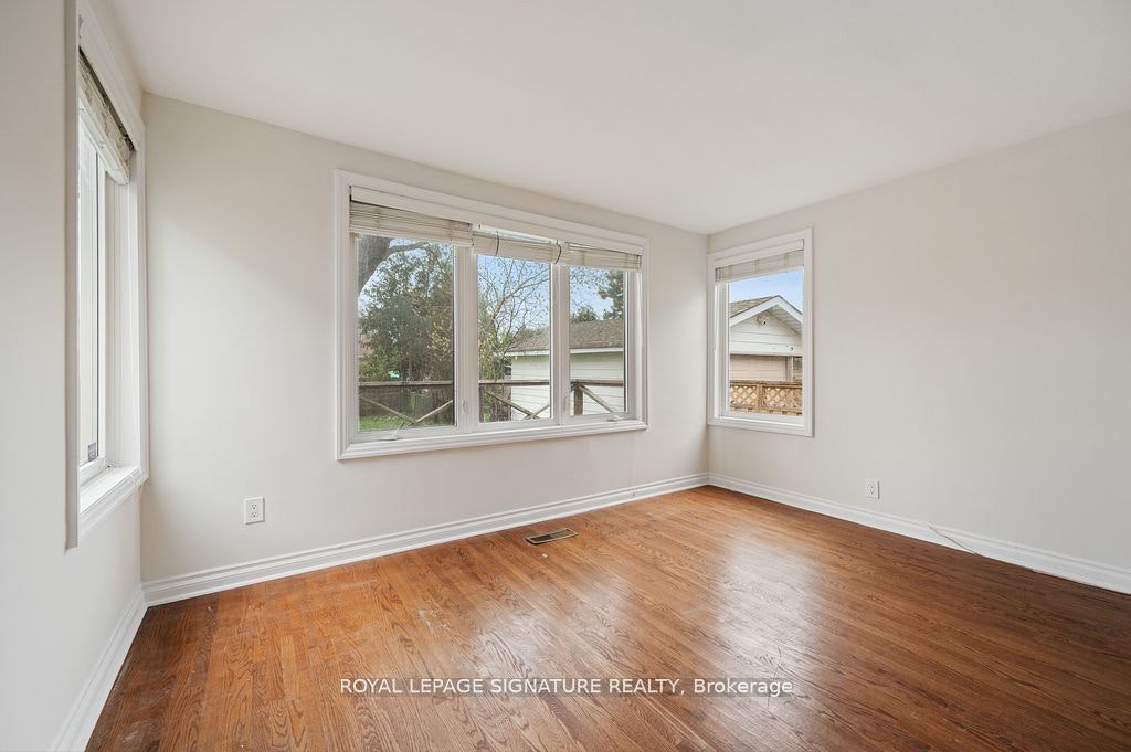 124 Homewood Avenue, Toronto, ON, M2M 1K3 - 16