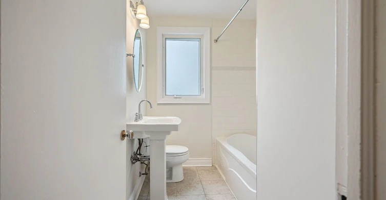 124 Homewood Avenue, Toronto, ON, M2M 1K3 - 18