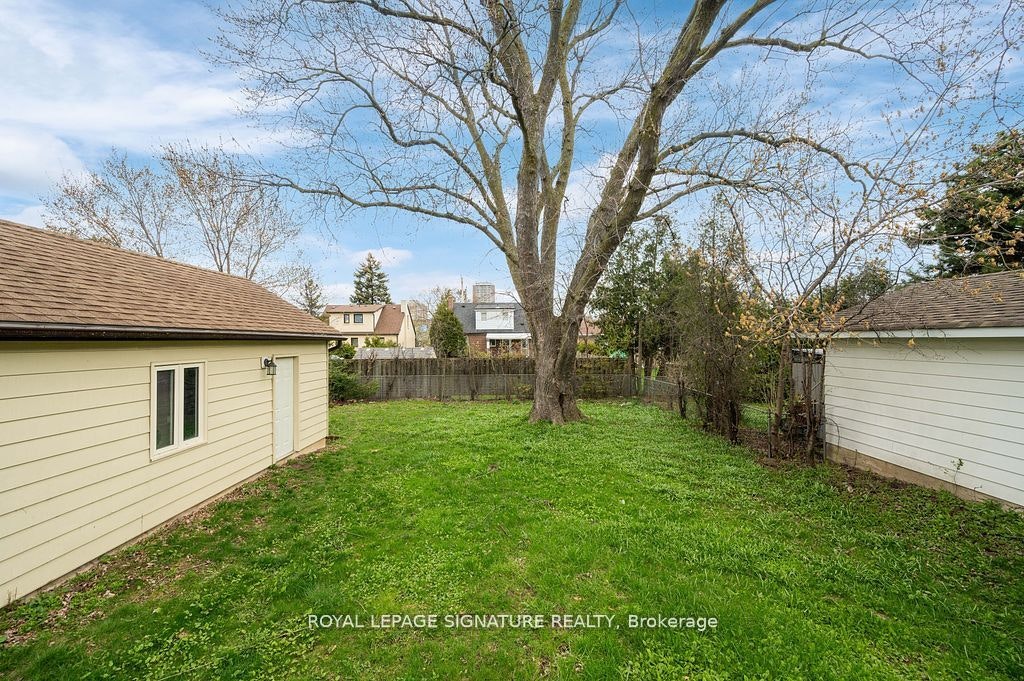 124 Homewood Avenue, Toronto, ON, M2M 1K3 - 35