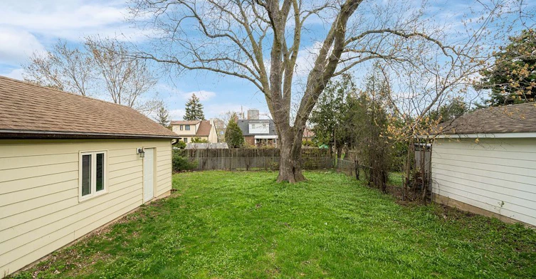 124 Homewood Avenue, Toronto, ON, M2M 1K3 - 35