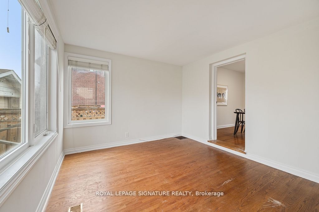 124 Homewood Avenue, Toronto, ON, M2M 1K3 - 15