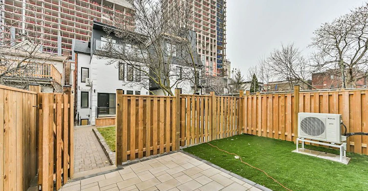 Laneway-995 Dufferin Street, Toronto, ON, M6H 4B2 - 24