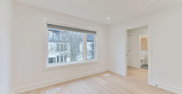 Laneway-995 Dufferin Street, Toronto, ON, M6H 4B2 - 15
