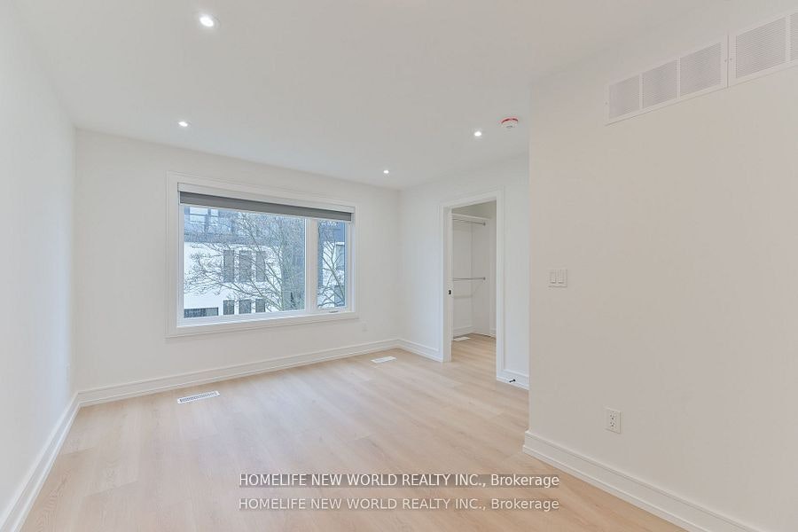 Laneway-995 Dufferin Street, Toronto, ON, M6H 4B2 - 14