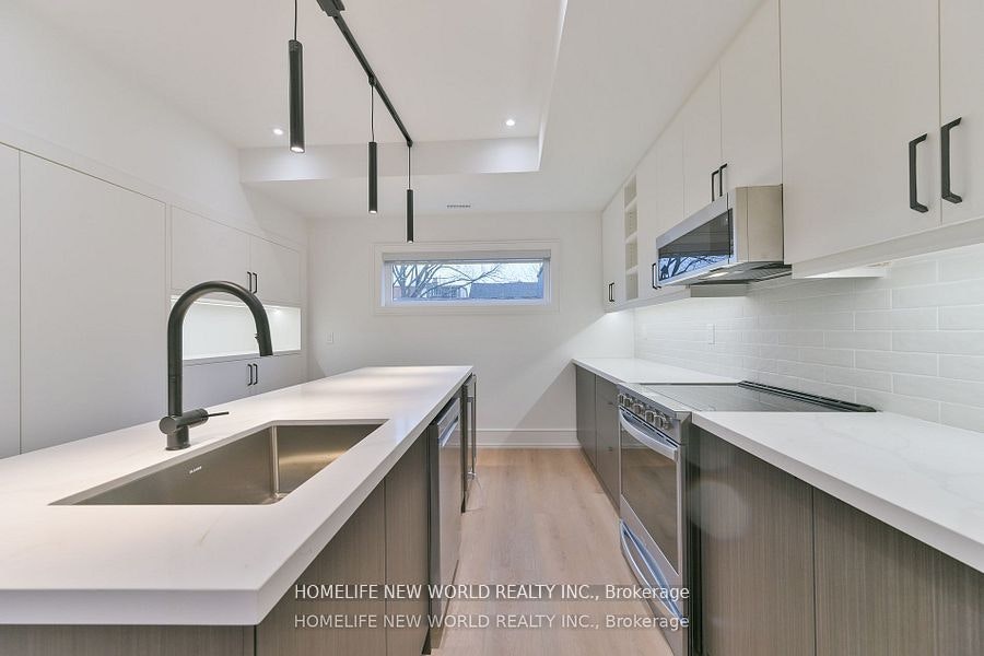 Laneway-995 Dufferin Street, Toronto, ON, M6H 4B2 - 6