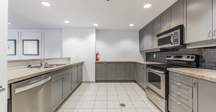 502-20 Scrivener Square, Toronto, ON, M4W 3X9 - 28