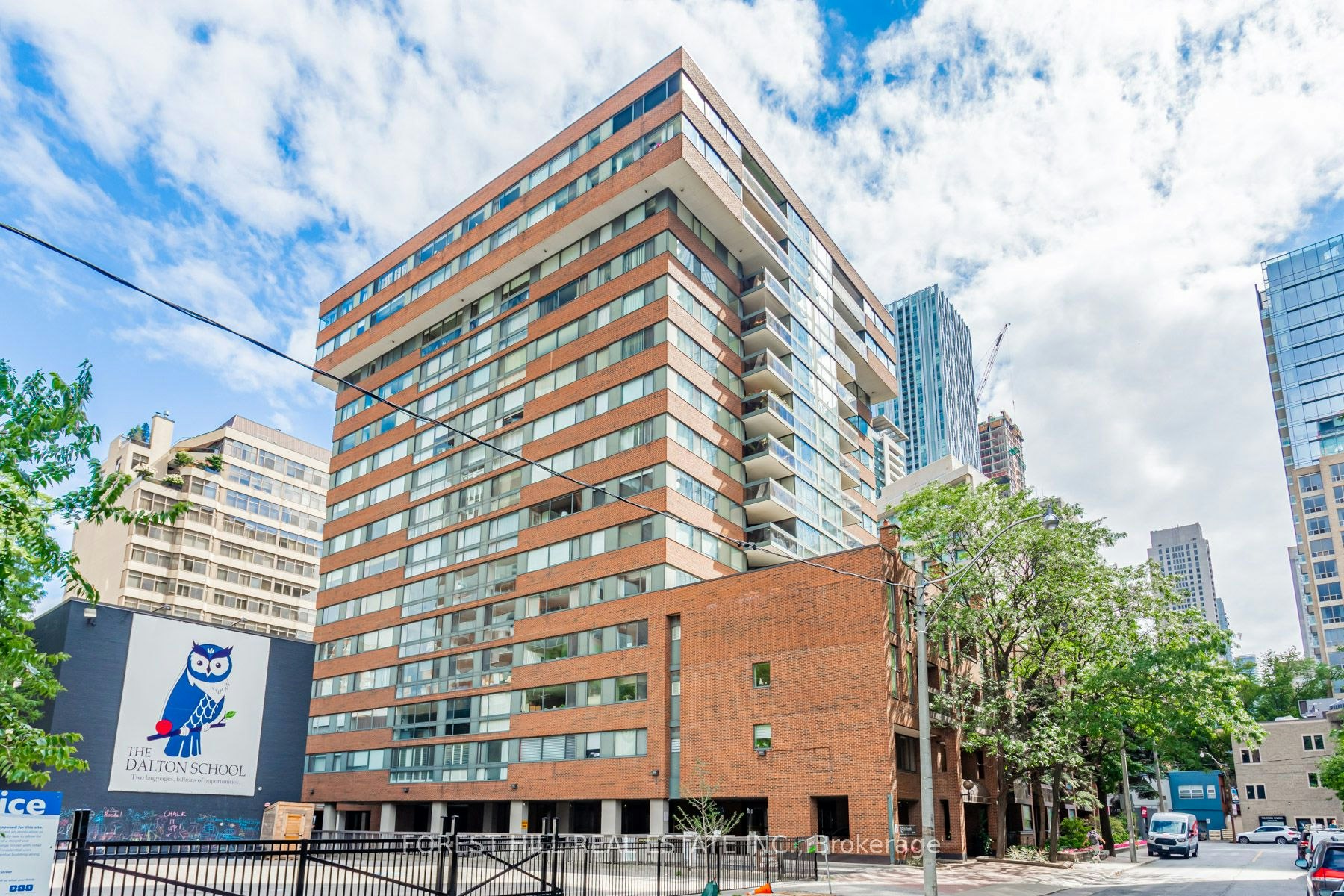 PH01-15 Mcmurrich Street, Toronto, ON, M5R 3M6