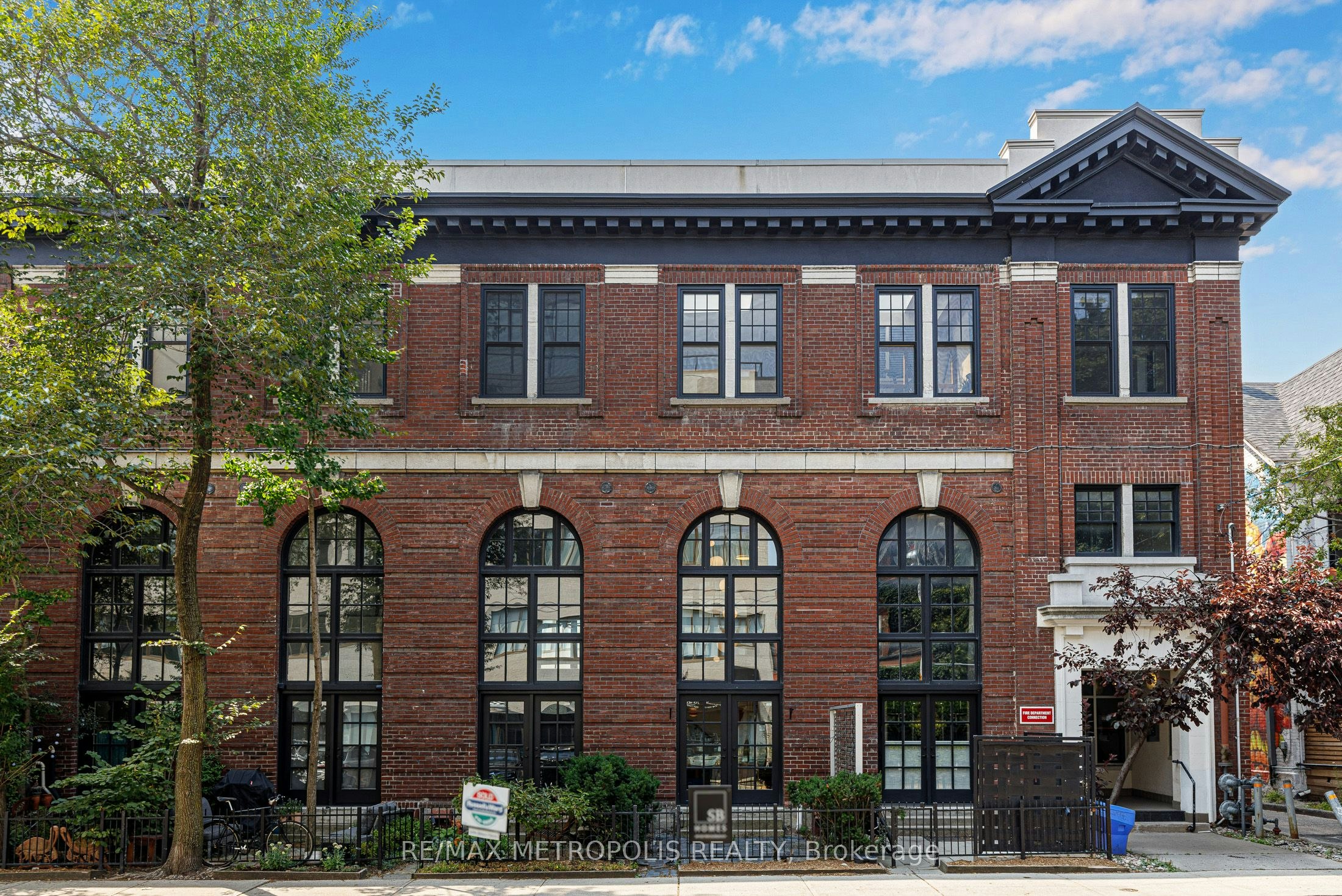 102-394 Euclid Avenue, Toronto, ON, M6G 2S9 - 4