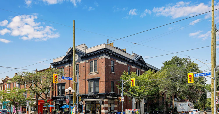 102-394 Euclid Avenue, Toronto, ON, M6G 2S9 - 2