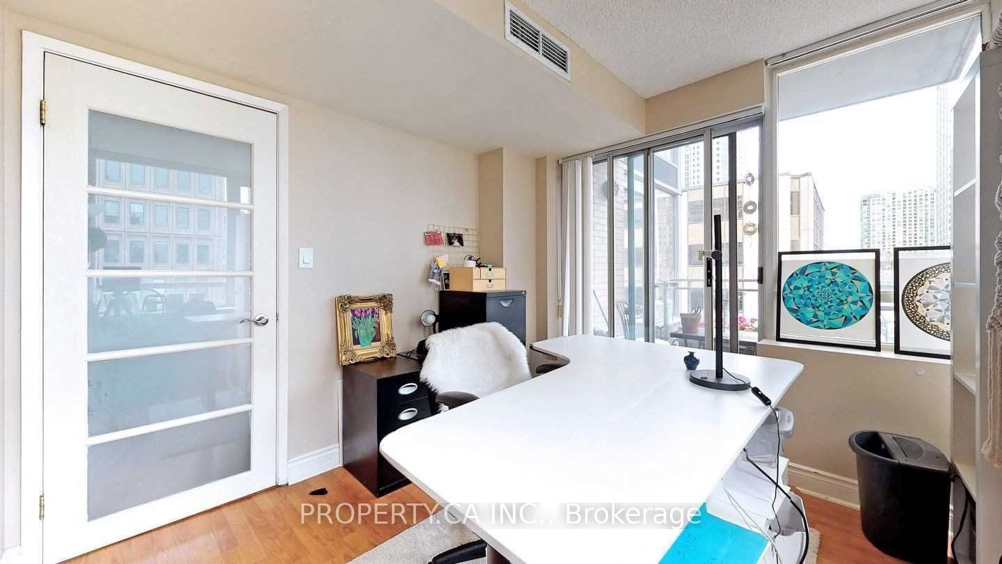 1110-80 Cumberland Street, Toronto, ON, M5R 3V1 - 9