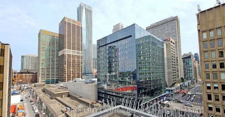 1110-80 Cumberland Street, Toronto, ON, M5R 3V1 - 10
