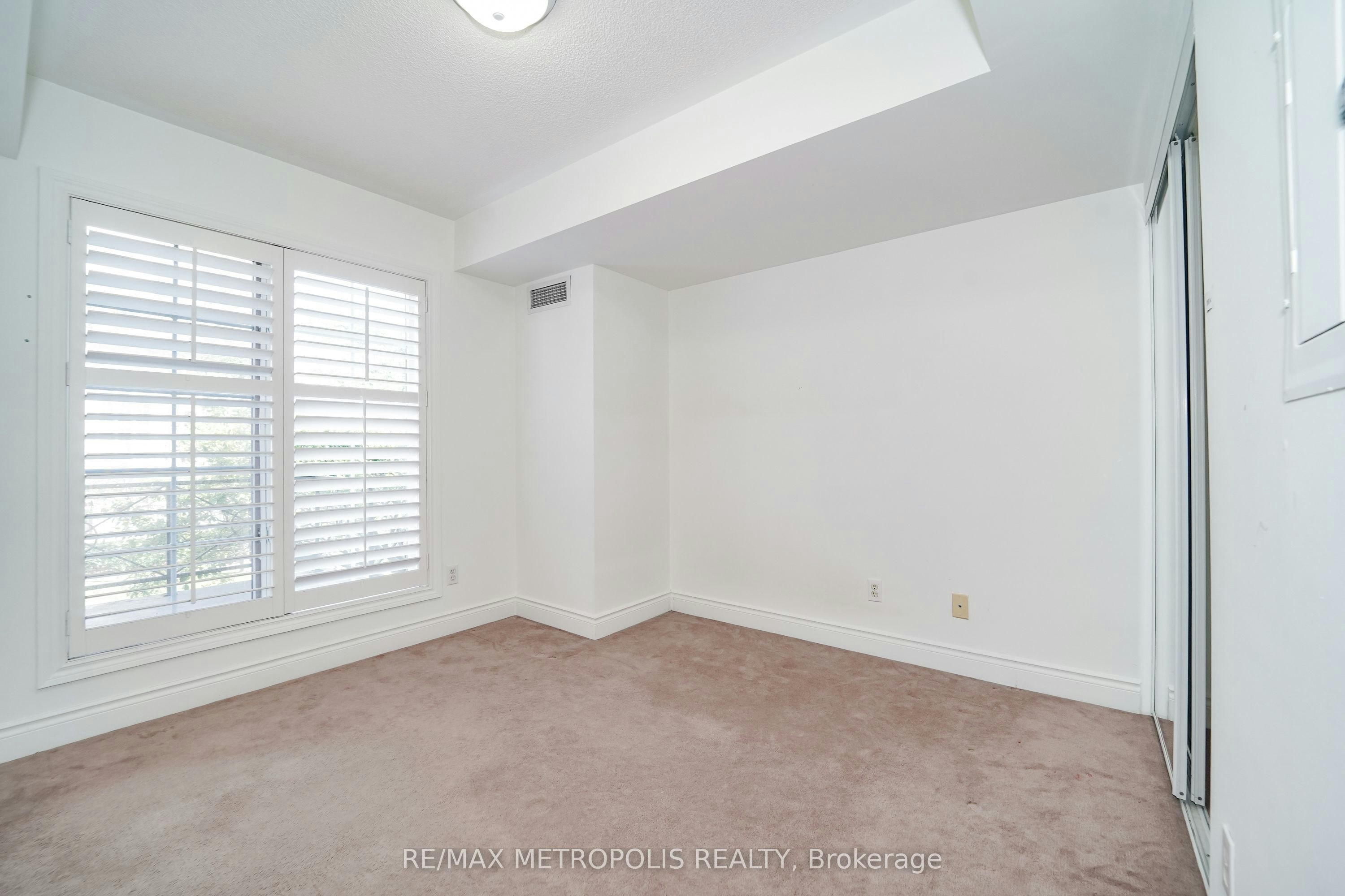 Th13-3 Rean Drive, Toronto, ON, M2K 3C2 - 22