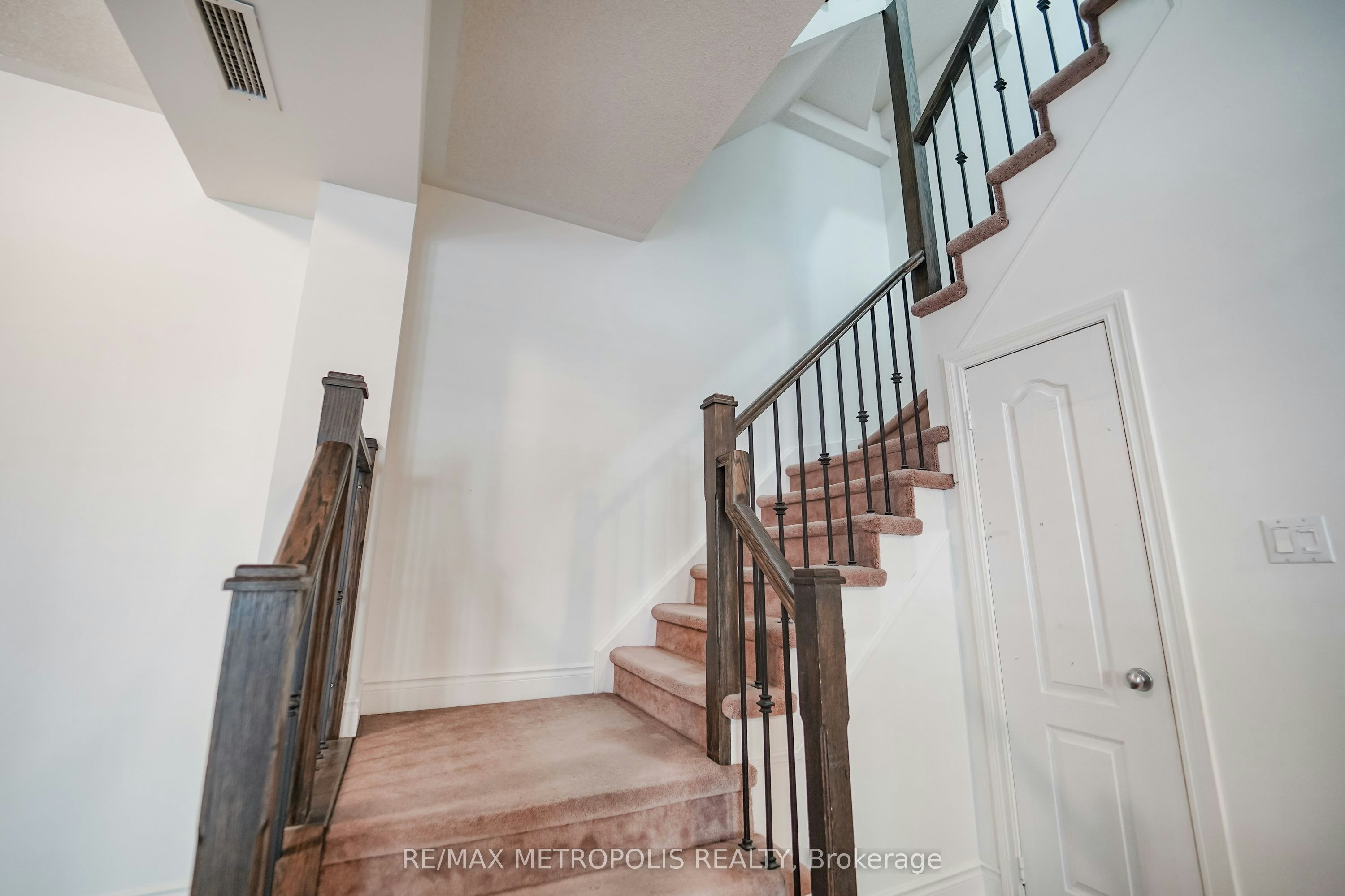 Th13-3 Rean Drive, Toronto, ON, M2K 3C2 - 21