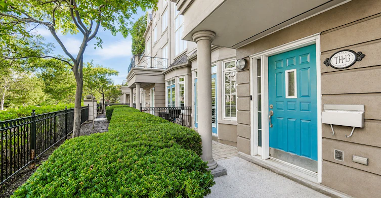 Th13-3 Rean Drive, Toronto, ON, M2K 3C2 - 5