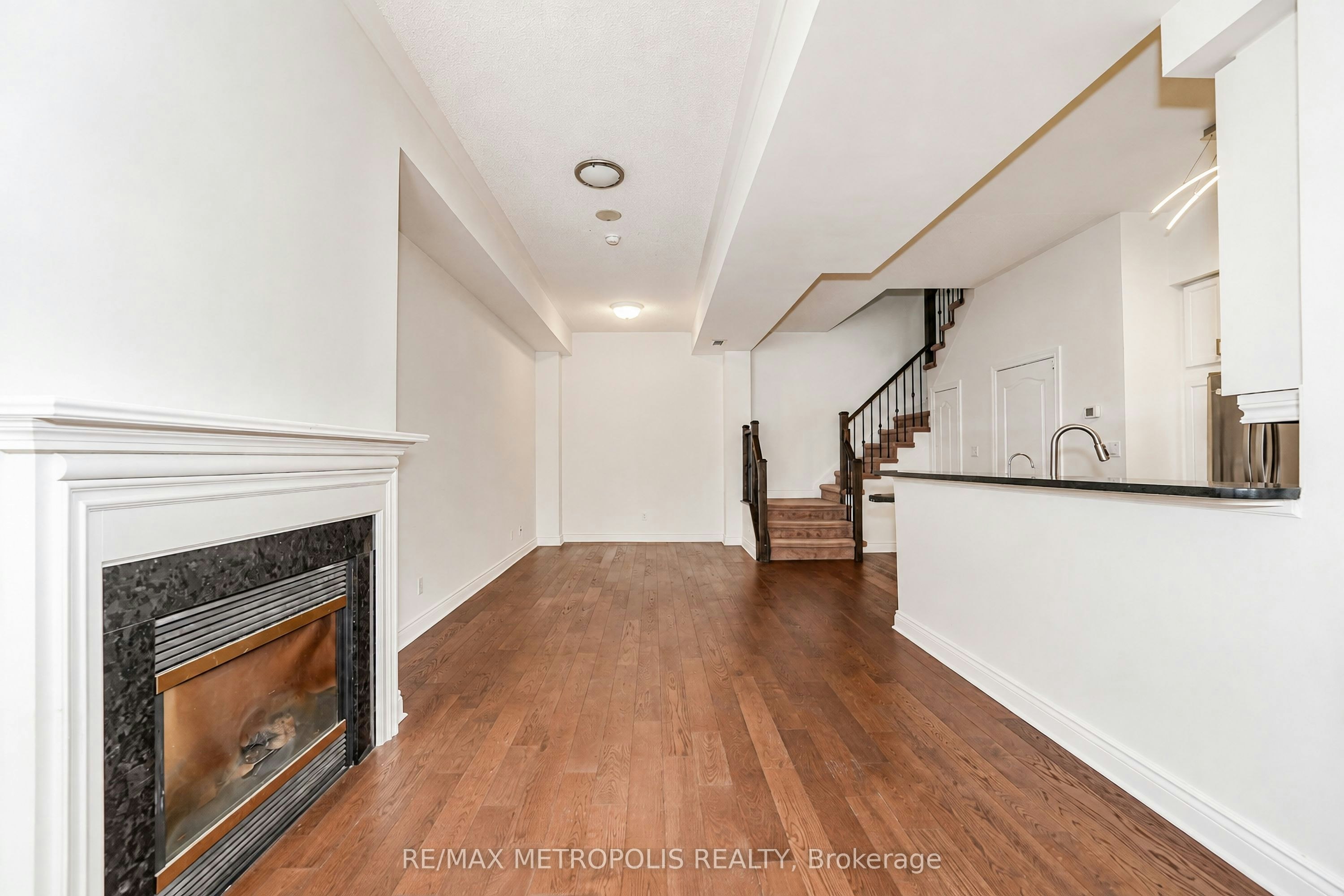 Th13-3 Rean Drive, Toronto, ON, M2K 3C2 - 12