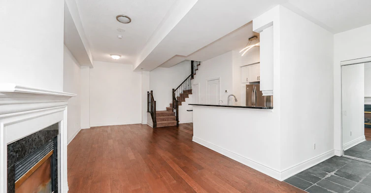 Th13-3 Rean Drive, Toronto, ON, M2K 3C2 - 11