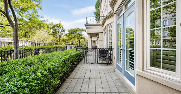 Th13-3 Rean Drive, Toronto, ON, M2K 3C2 - 6