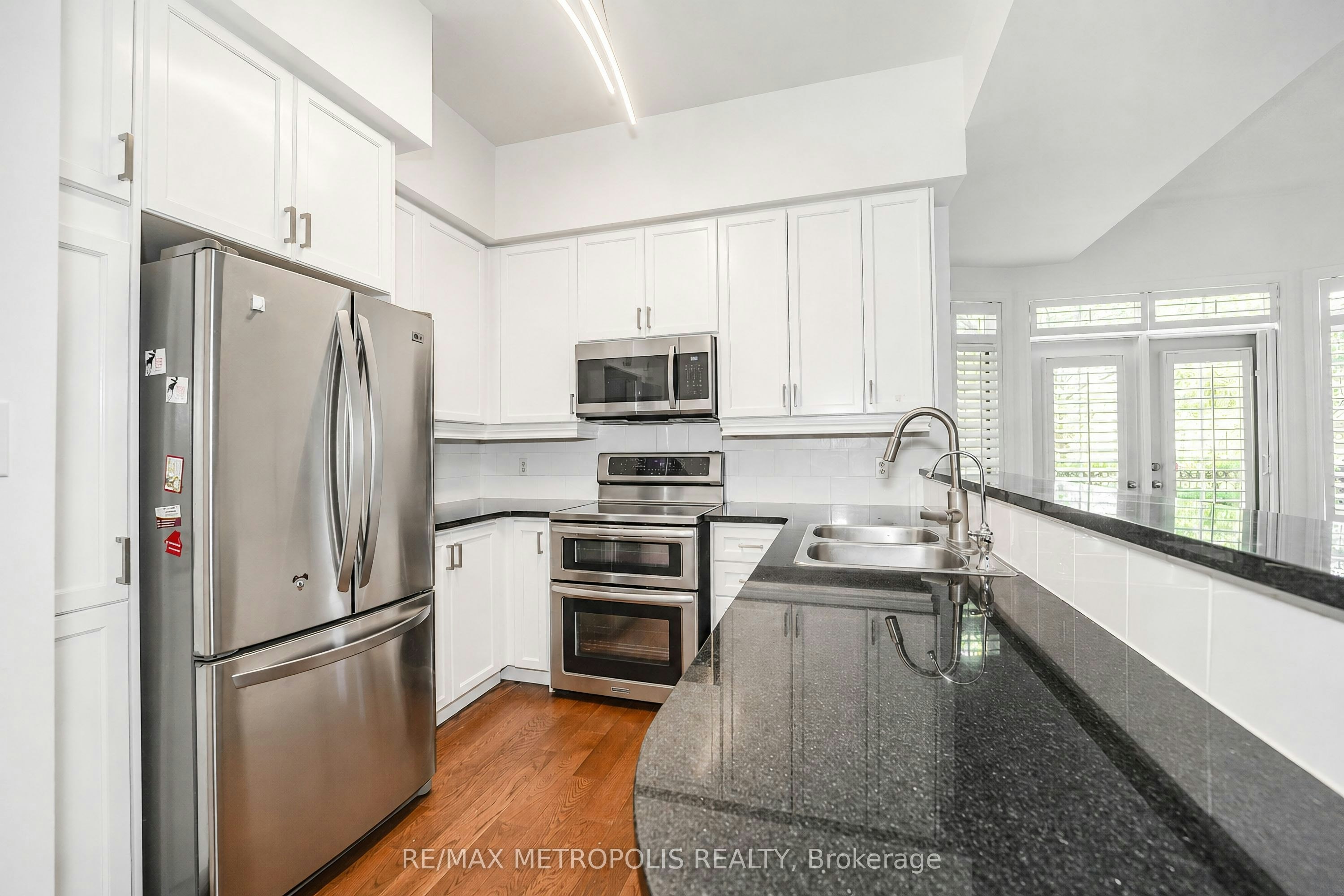 Th13-3 Rean Drive, Toronto, ON, M2K 3C2 - 16
