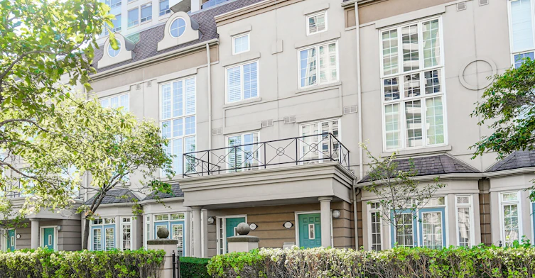 Th13-3 Rean Drive, Toronto, ON, M2K 3C2