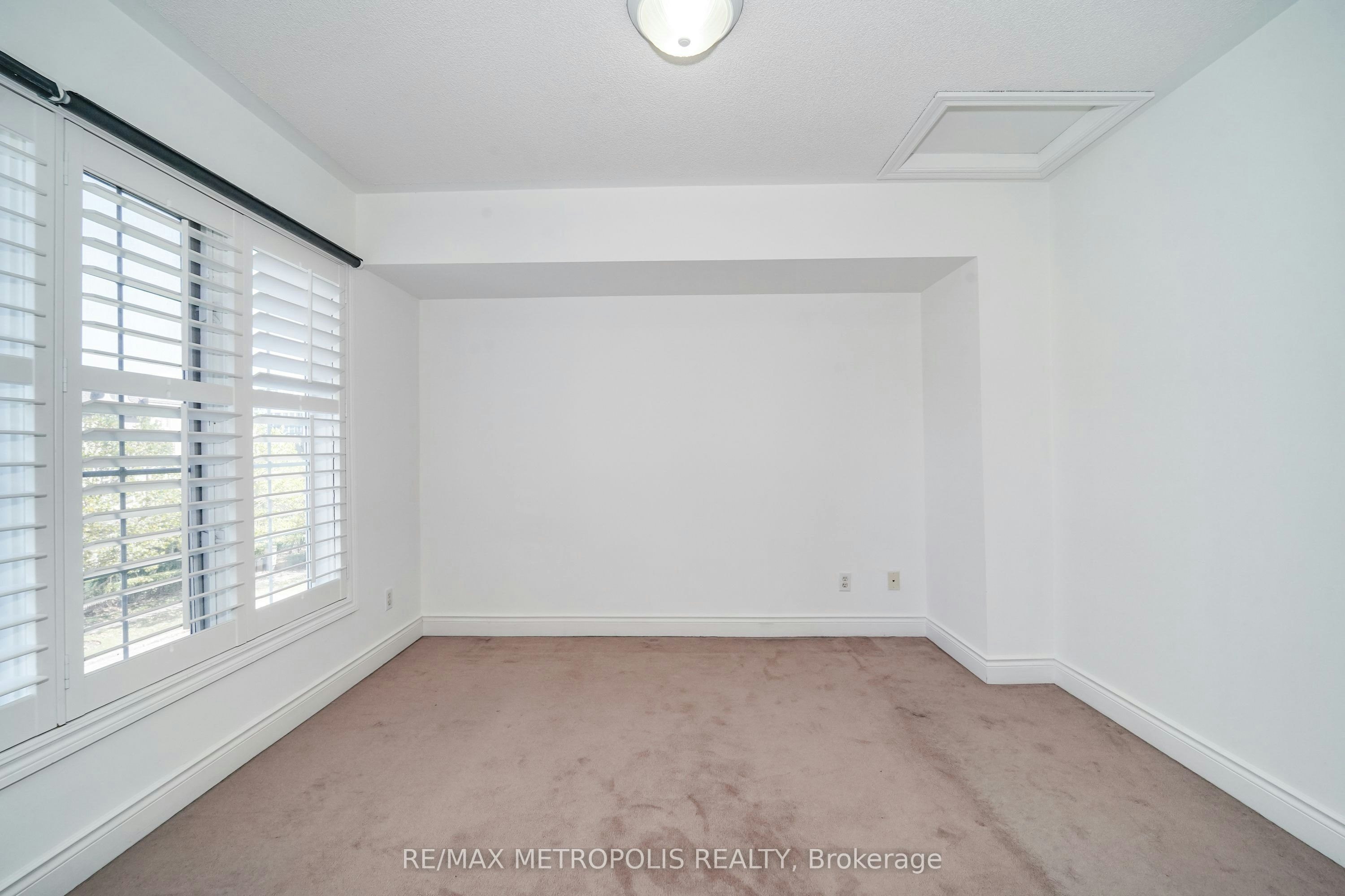Th13-3 Rean Drive, Toronto, ON, M2K 3C2 - 37