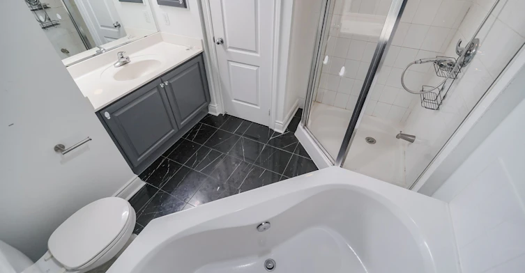 Th13-3 Rean Drive, Toronto, ON, M2K 3C2 - 31