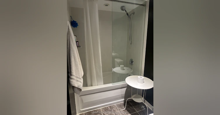 425-34 Western Battery Road, Toronto, ON, M6K 3N9 - 13