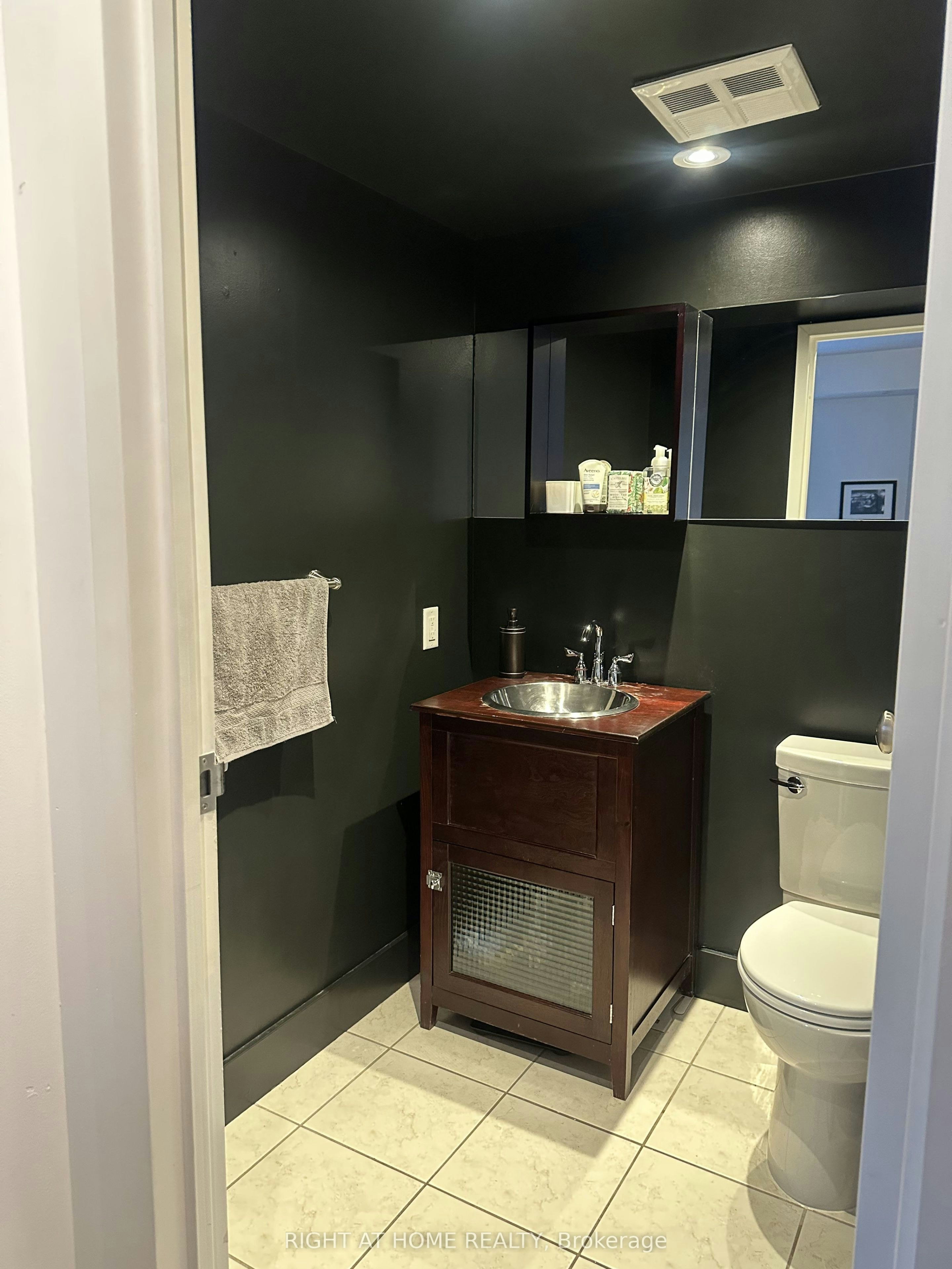 425-34 Western Battery Road, Toronto, ON, M6K 3N9 - 10