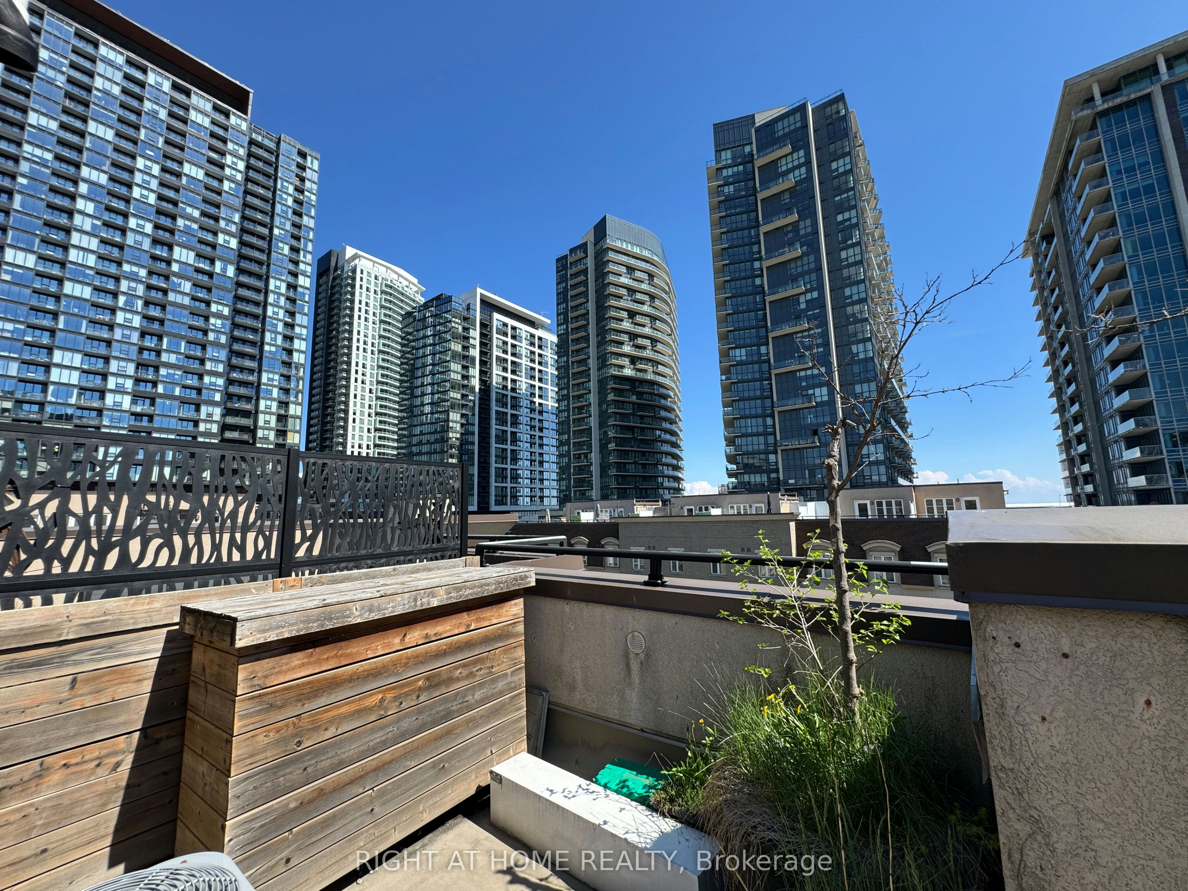 425-34 Western Battery Road, Toronto, ON, M6K 3N9 - 15