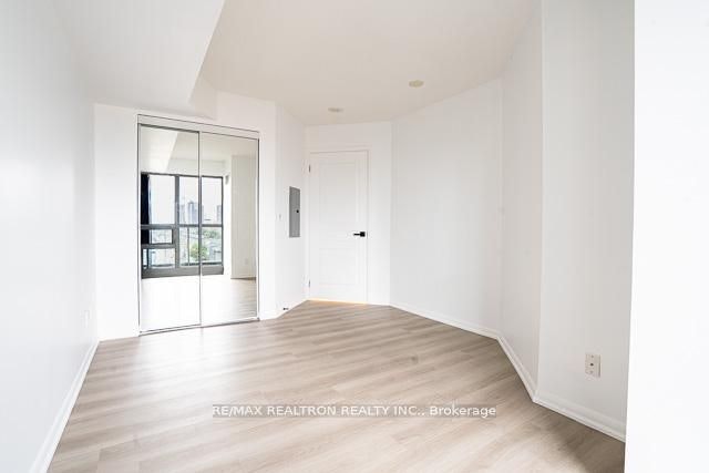 808-18 Yonge Street, Toronto, ON, M5E 1Z8 - 27