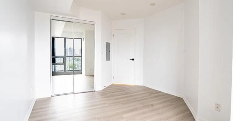 808-18 Yonge Street, Toronto, ON, M5E 1Z8 - 27