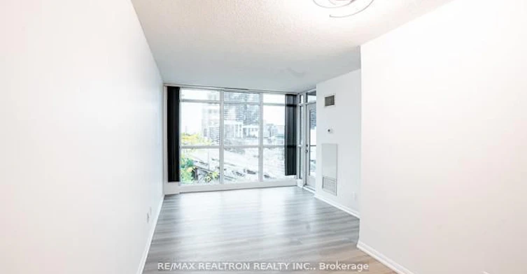 808-18 Yonge Street, Toronto, ON, M5E 1Z8 - 7