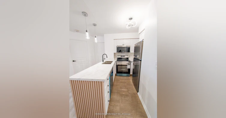 808-18 Yonge Street, Toronto, ON, M5E 1Z8 - 15