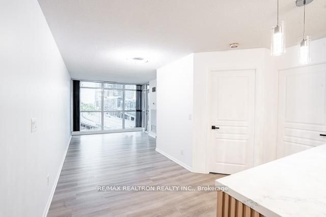 808-18 Yonge Street, Toronto, ON, M5E 1Z8 - 6