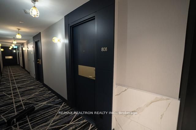 808-18 Yonge Street, Toronto, ON, M5E 1Z8 - 3