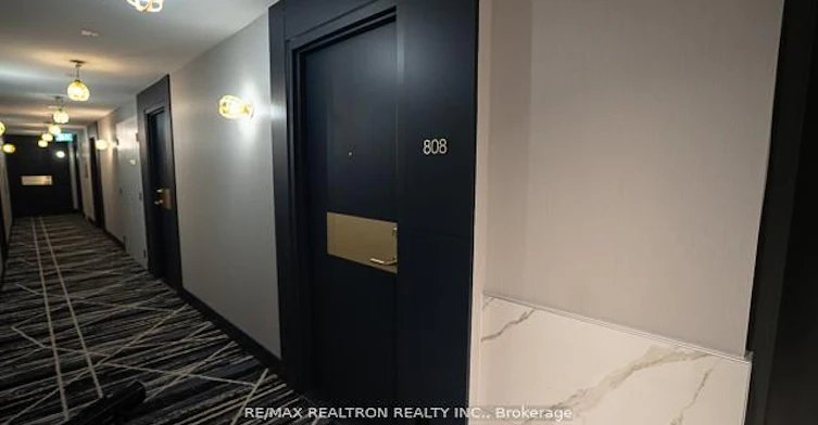 808-18 Yonge Street, Toronto, ON, M5E 1Z8 - 3